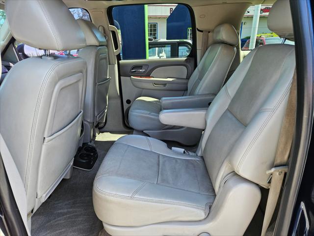 used 2009 Chevrolet Suburban car, priced at $13,999