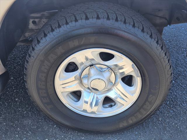 used 1997 Ford Expedition car, priced at $3,999