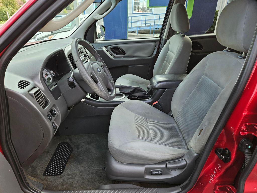 used 2006 Ford Escape car, priced at $2,999