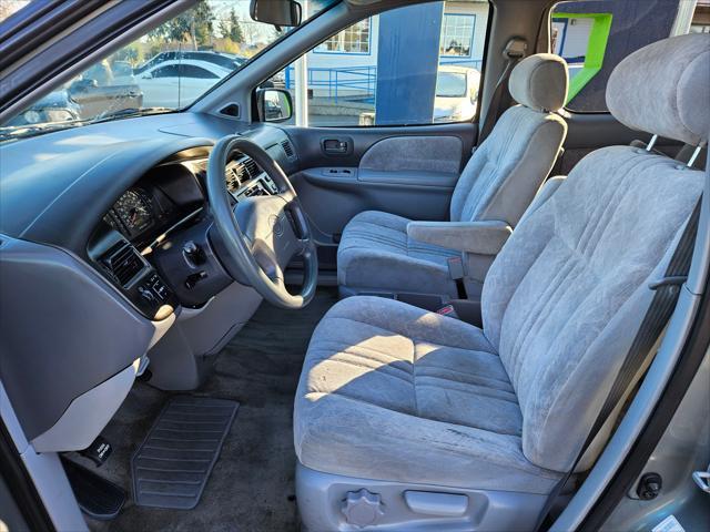 used 1998 Toyota Sienna car, priced at $3,499