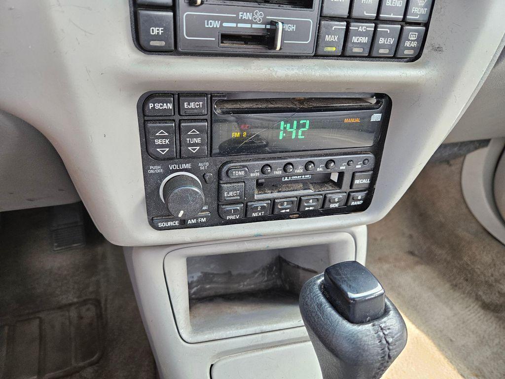 used 1996 Buick Regal car, priced at $4,999