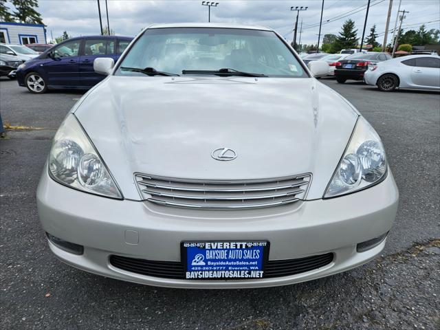 used 2004 Lexus ES 330 car, priced at $10,999