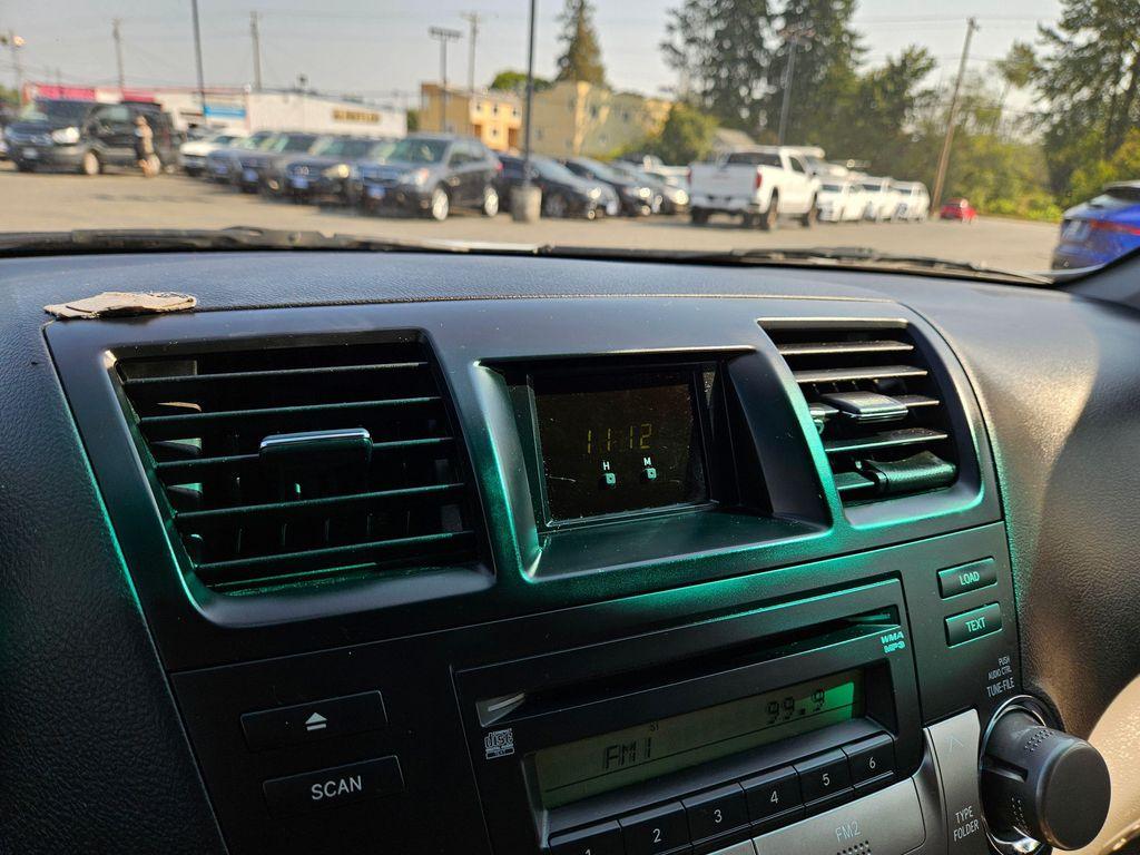 used 2009 Toyota Highlander car, priced at $6,499