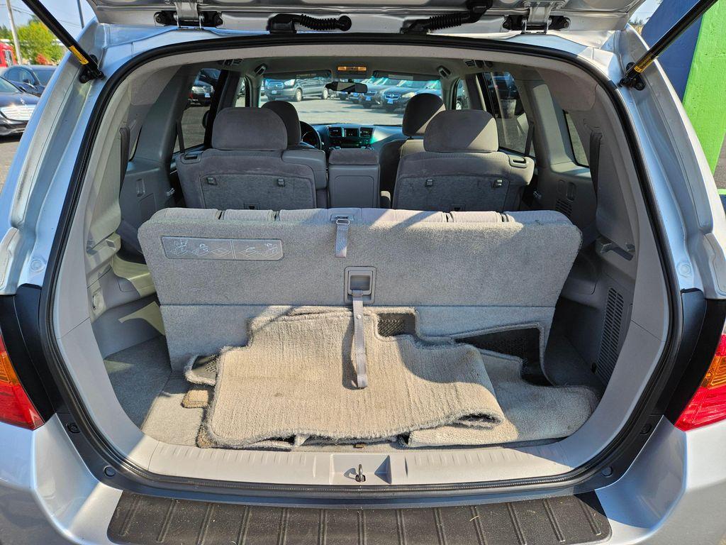 used 2009 Toyota Highlander car, priced at $6,499