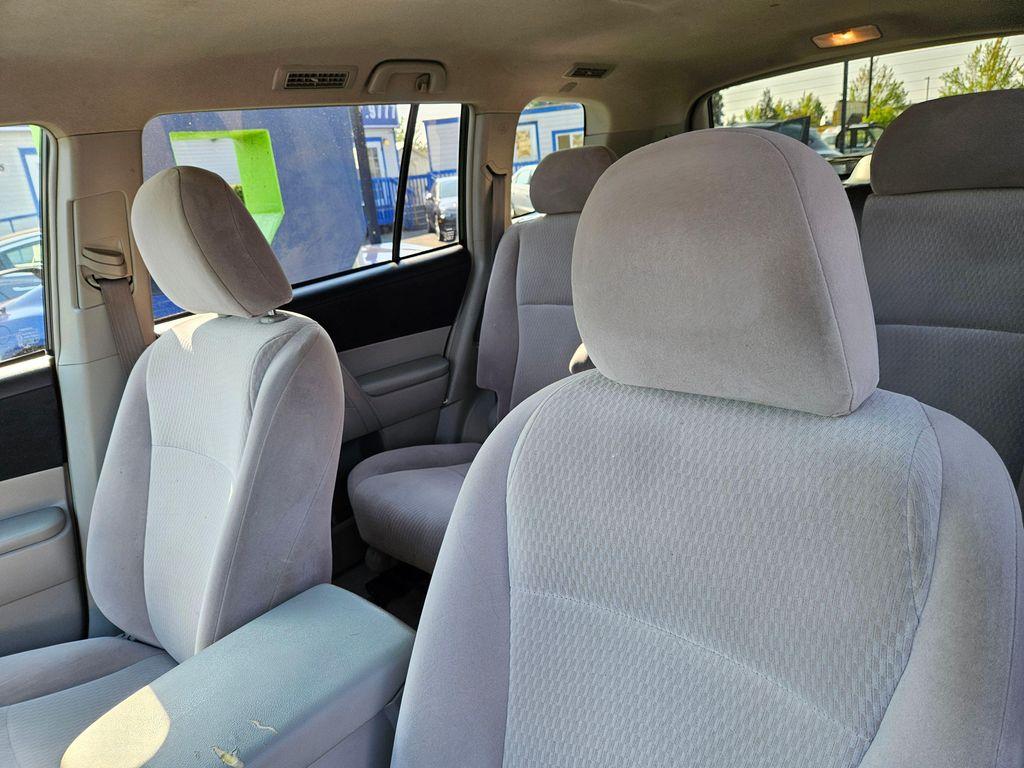 used 2009 Toyota Highlander car, priced at $6,499