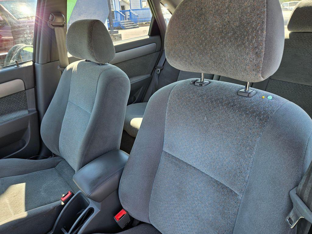 used 2005 Suzuki Forenza car, priced at $2,999