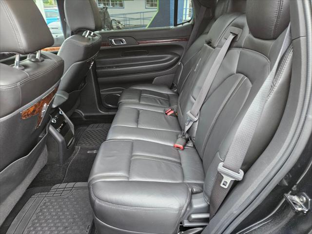 used 2013 Lincoln MKT car, priced at $11,999