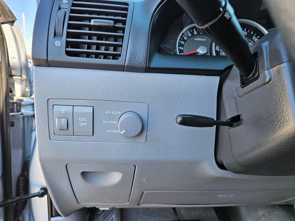 used 2007 Kia Sorento car, priced at $4,999