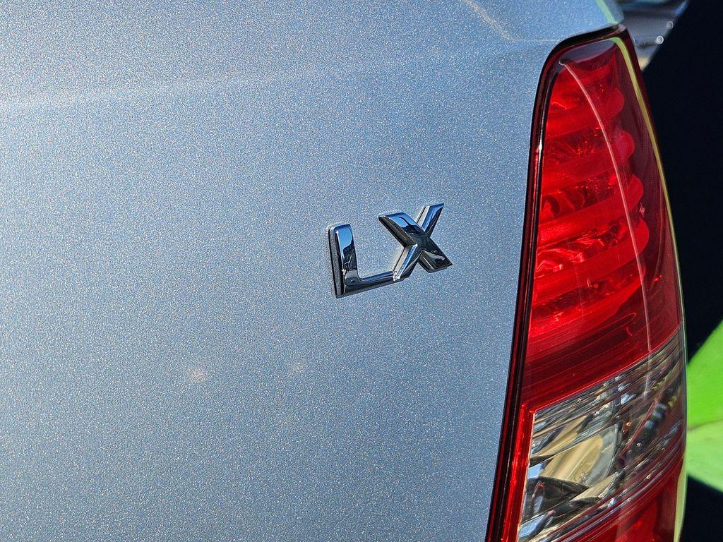 used 2007 Kia Sorento car, priced at $4,999