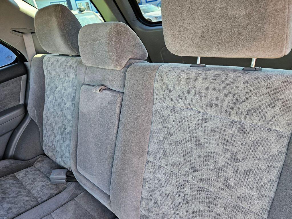 used 2007 Kia Sorento car, priced at $4,999