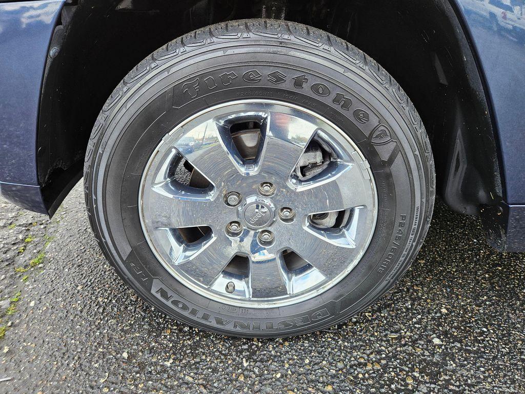 used 2010 Jeep Grand Cherokee car, priced at $8,999