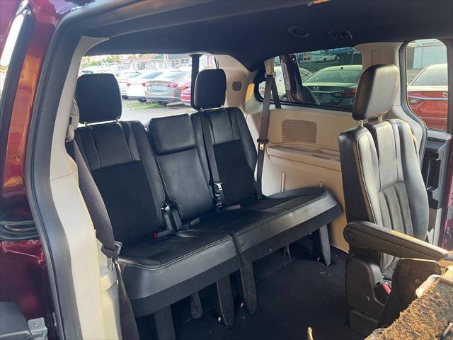 used 2019 Dodge Grand Caravan car, priced at $6,999