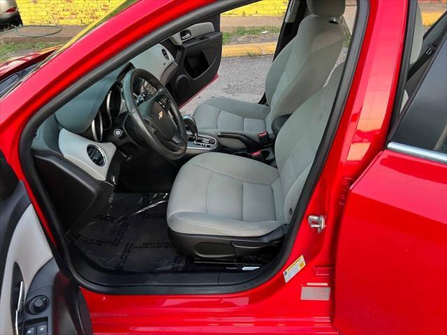 used 2016 Chevrolet Cruze Limited car, priced at $5,999