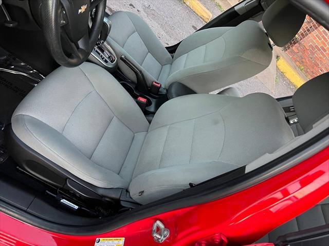 used 2016 Chevrolet Cruze Limited car, priced at $5,999