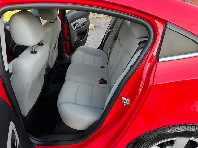 used 2016 Chevrolet Cruze Limited car, priced at $5,999