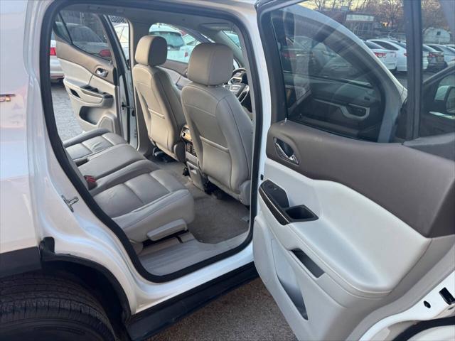 used 2019 GMC Acadia car, priced at $11,989