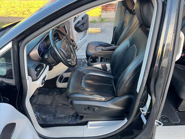 used 2017 Chrysler Pacifica car, priced at $9,489