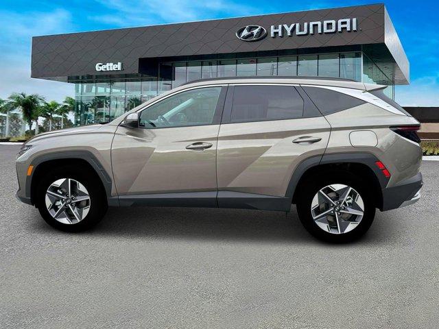 new 2025 Hyundai Tucson Hybrid car, priced at $37,350