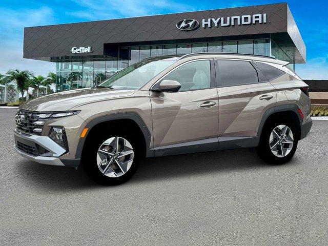 new 2025 Hyundai Tucson Hybrid car, priced at $37,350