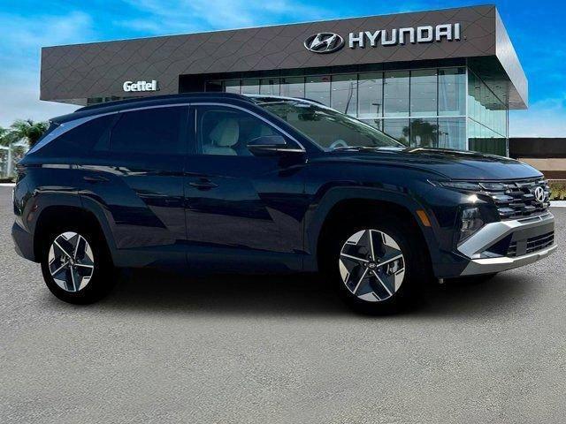 new 2025 Hyundai TUCSON Hybrid car, priced at $29,958
