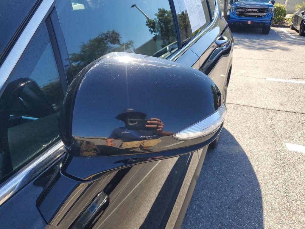 used 2023 Hyundai Santa Fe car, priced at $18,766