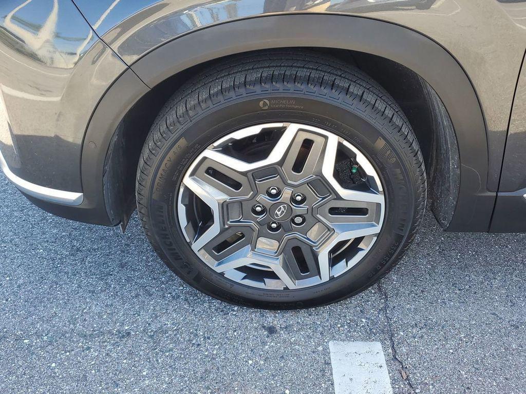 used 2021 Hyundai Santa Fe car, priced at $21,656