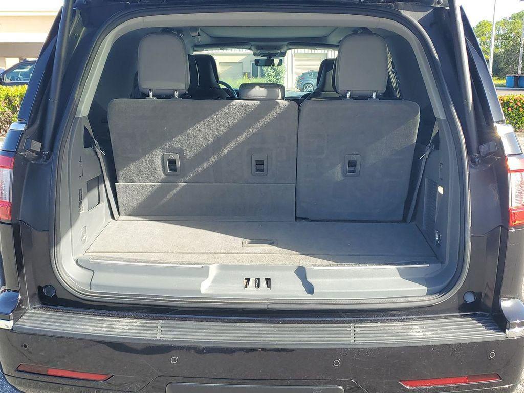 used 2021 Lincoln Navigator car, priced at $35,896