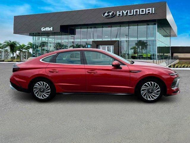 new 2025 Hyundai Sonata Hybrid car, priced at $30,270