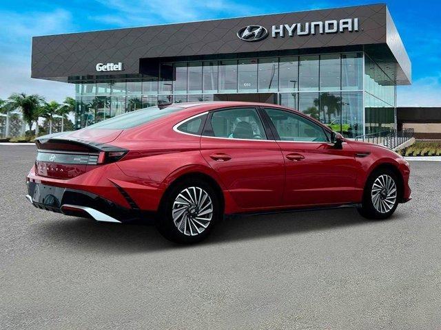 new 2025 Hyundai Sonata Hybrid car, priced at $30,270