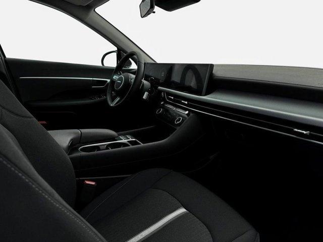 new 2025 Hyundai Sonata Hybrid car, priced at $30,270