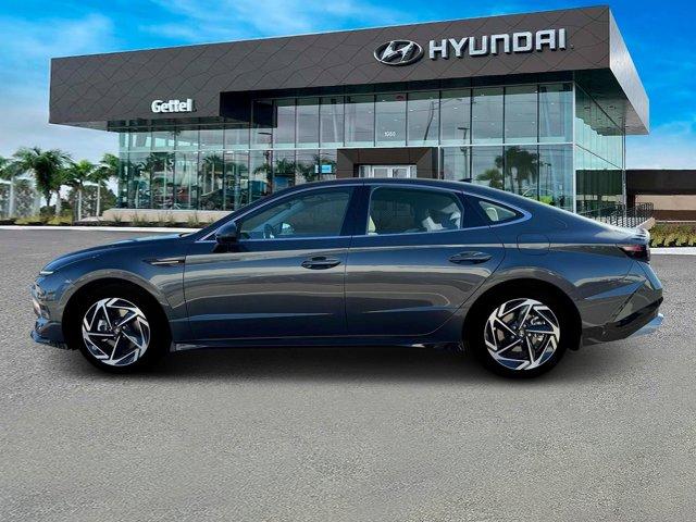 new 2025 Hyundai Sonata car, priced at $32,060