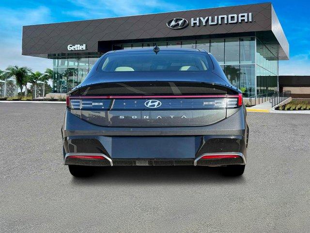 new 2025 Hyundai Sonata car, priced at $32,060