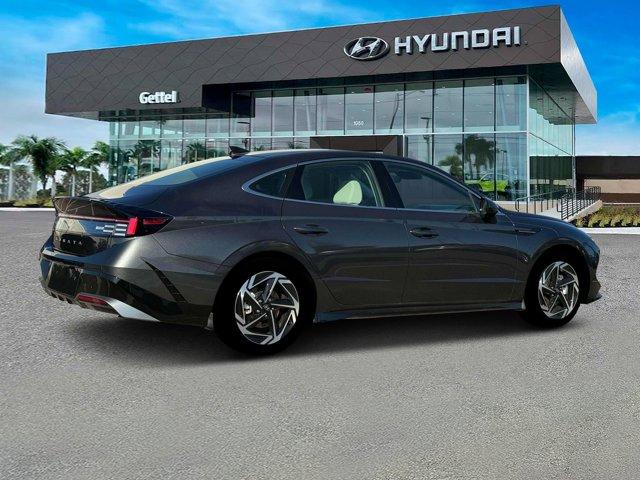 new 2025 Hyundai Sonata car, priced at $32,060