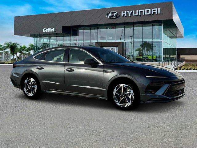 new 2025 Hyundai Sonata car, priced at $32,060