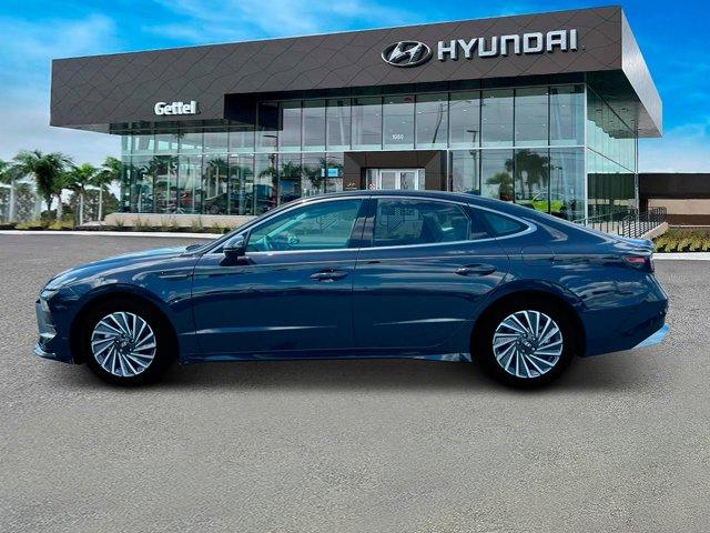 new 2025 Hyundai Sonata Hybrid car, priced at $31,923