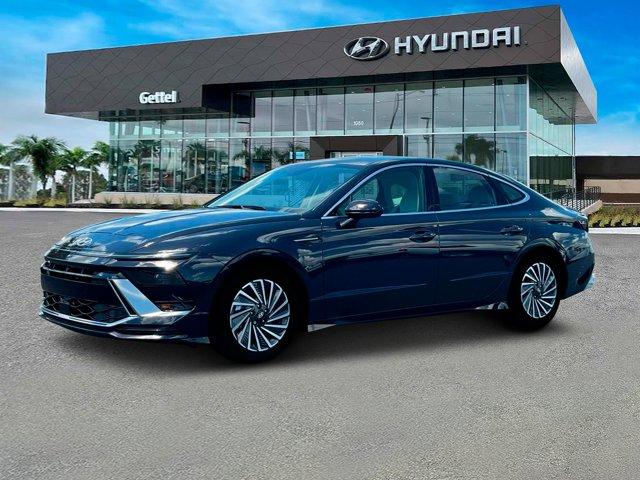 new 2025 Hyundai Sonata Hybrid car, priced at $31,923