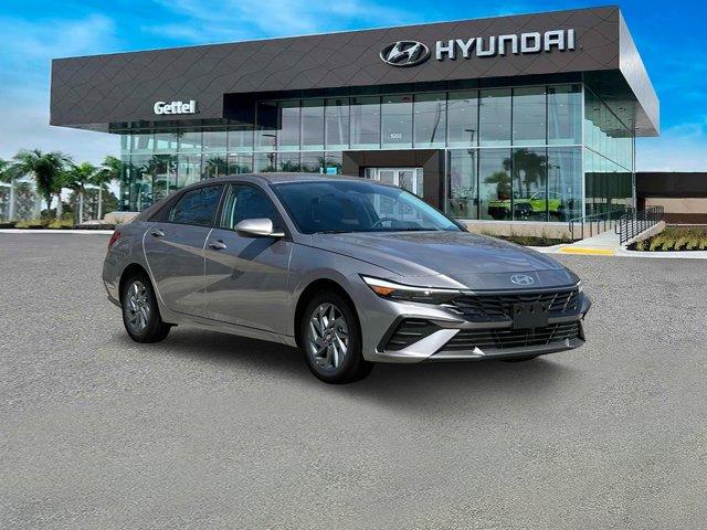 new 2025 Hyundai ELANTRA HEV car, priced at $25,585