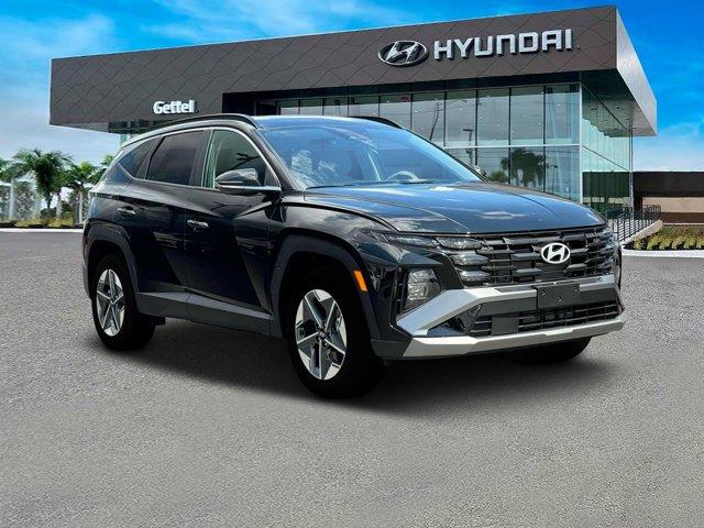 new 2025 Hyundai Tucson car, priced at $33,704