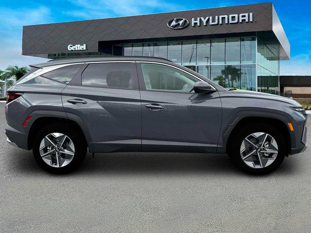 new 2025 Hyundai Tucson car, priced at $31,495