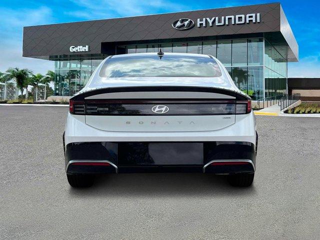 new 2025 Hyundai Sonata Hybrid car, priced at $32,140