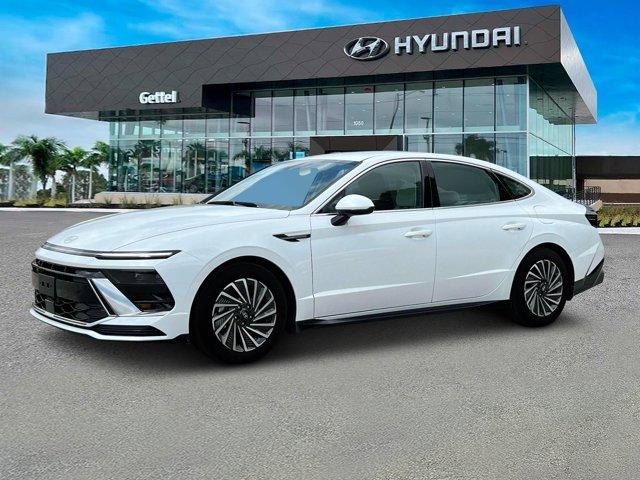 new 2025 Hyundai Sonata Hybrid car, priced at $32,140