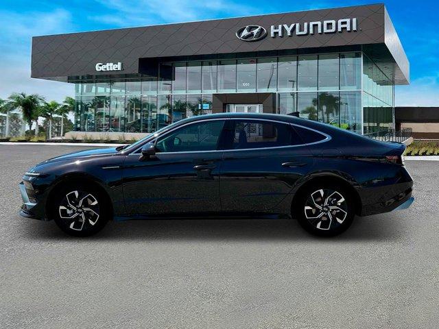 new 2024 Hyundai Sonata car, priced at $25,147