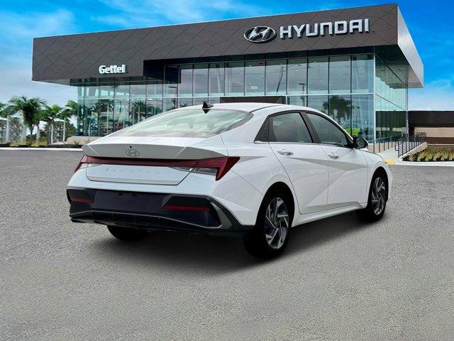new 2025 Hyundai Elantra car, priced at $27,320