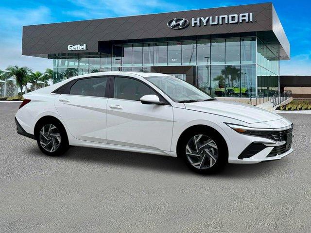 new 2025 Hyundai Elantra car, priced at $27,320