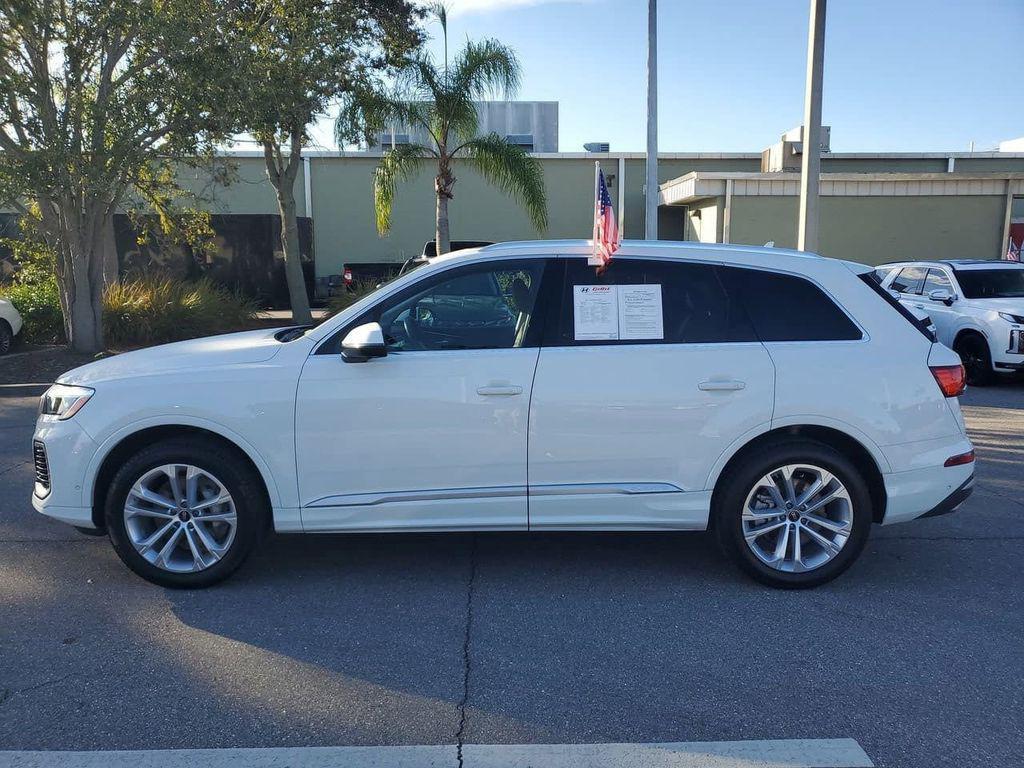used 2025 Audi Q7 car, priced at $51,599