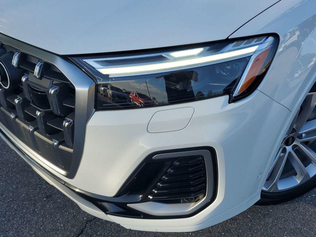 used 2025 Audi Q7 car, priced at $51,599