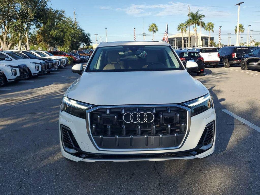 used 2025 Audi Q7 car, priced at $51,599