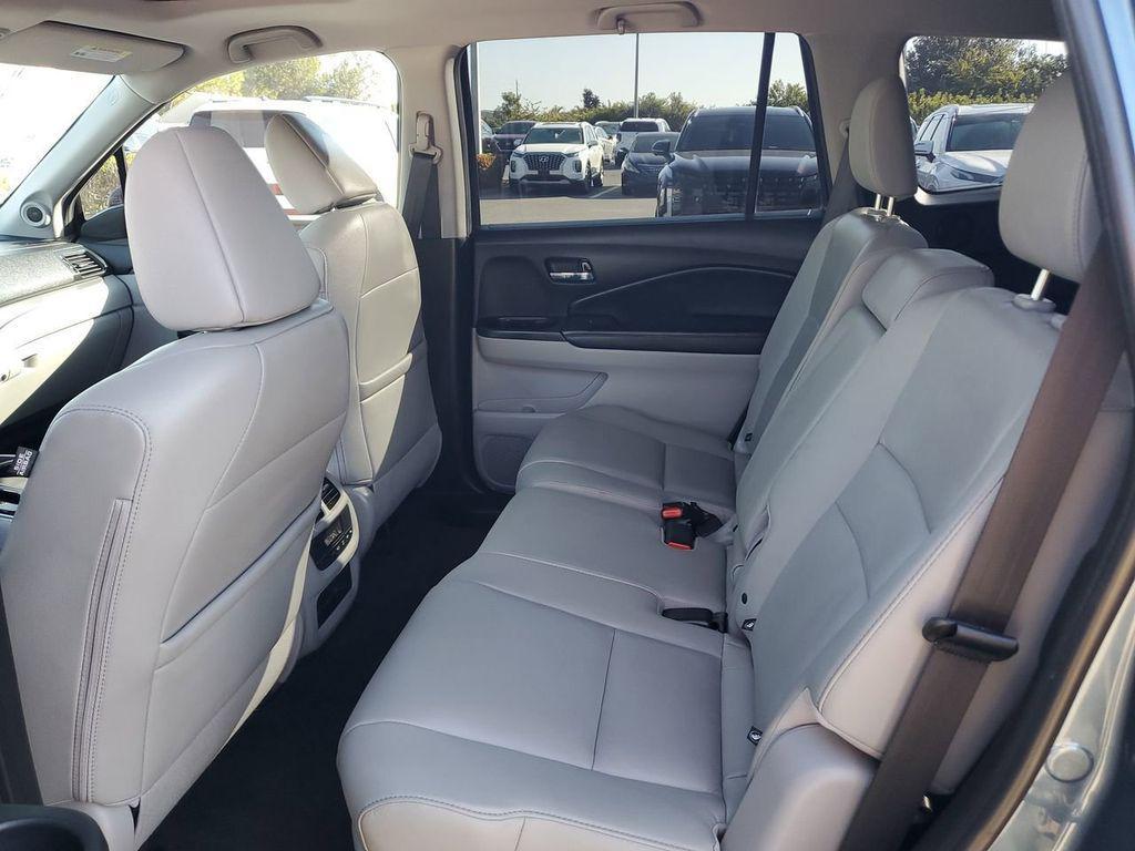 used 2016 Honda Pilot car, priced at $15,379