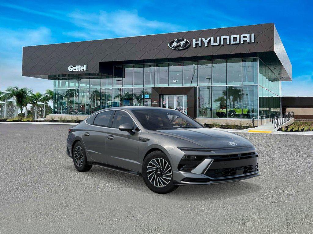 new 2025 Hyundai Sonata Hybrid car, priced at $36,175