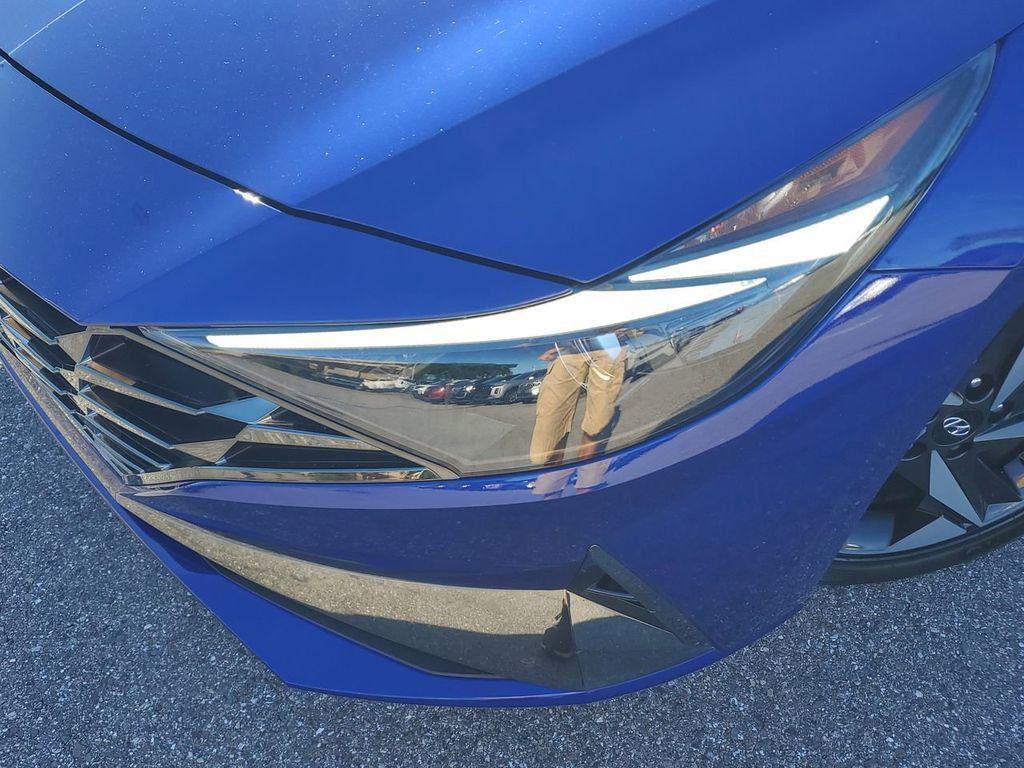used 2022 Hyundai Elantra car, priced at $17,889